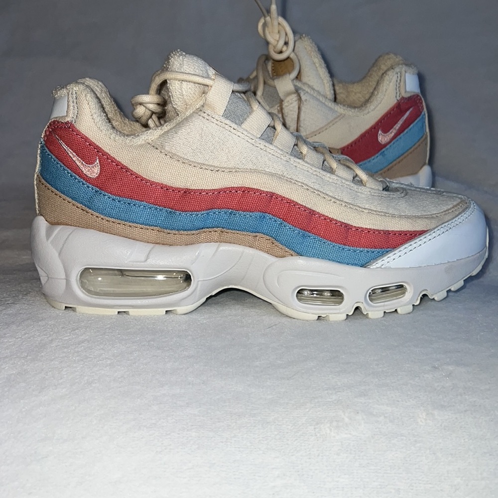 Nike Air Max 95 QS - Picture 2 of 10